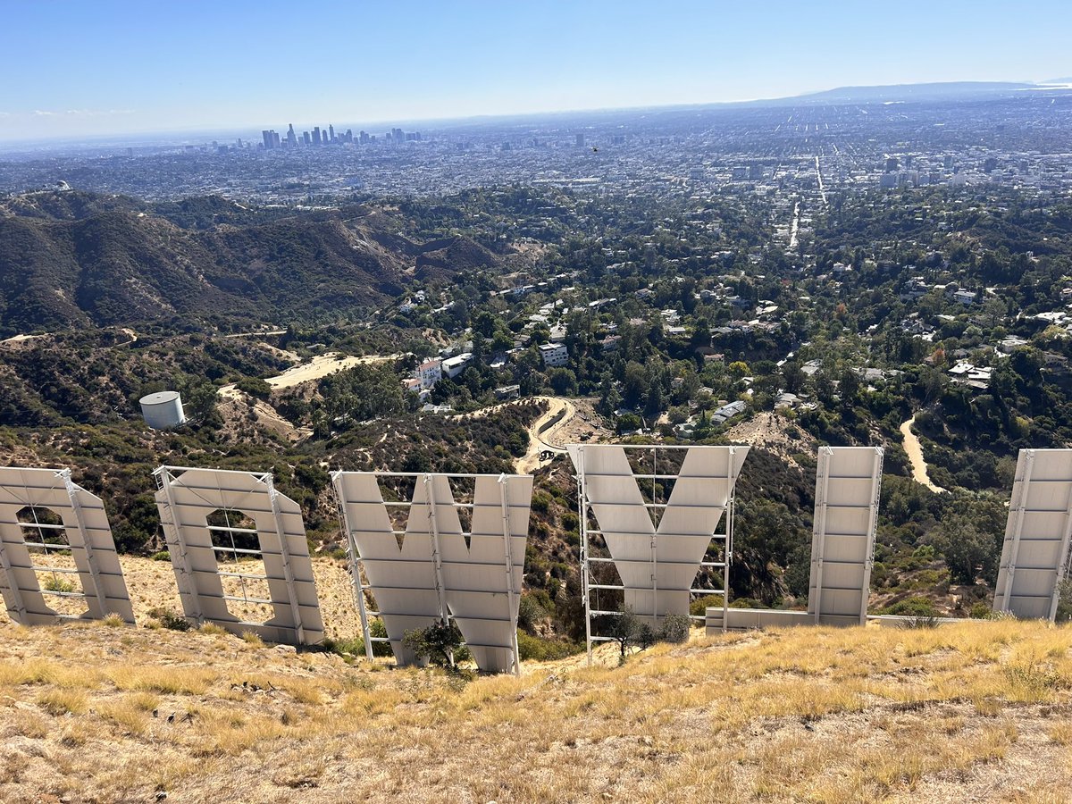 jussttpa's tweet photo. Hide in the hills of California https://t.co/H1tA6KylcF