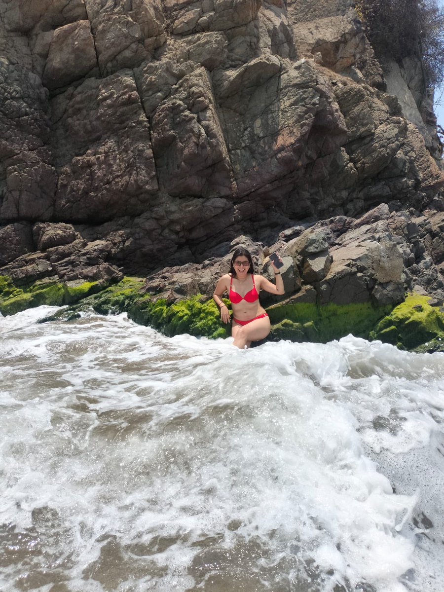 fernanda_ro1's tweet photo. Que bellas son tu playas @Michoacan  #Michoacan 
Hoy tocó #LasPeñas y #ElBejuco 😍 https://t.co/Qwxf6ZuYHJ