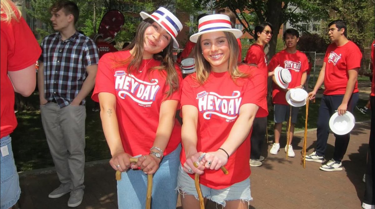 PennGym's tweet image. Happy Hey Day! ❤️💙🎉

Hey Day is a tradition at Penn that celebrates juniors becoming seniors. Since 1916, juniors march down Locust Walk wearing red shirts and straw hats, carrying bamboo canes, officially declaring their senior status.

Congrats Class of 2026!