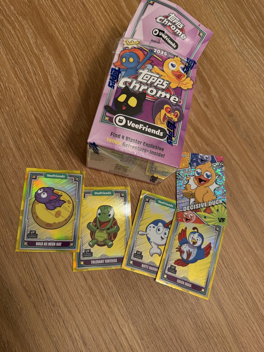 So <a href="/VeeFriendsCards/">VeeFriends Cards</a> blasters are gonna be fire 🔥 the yellow parallels are insane