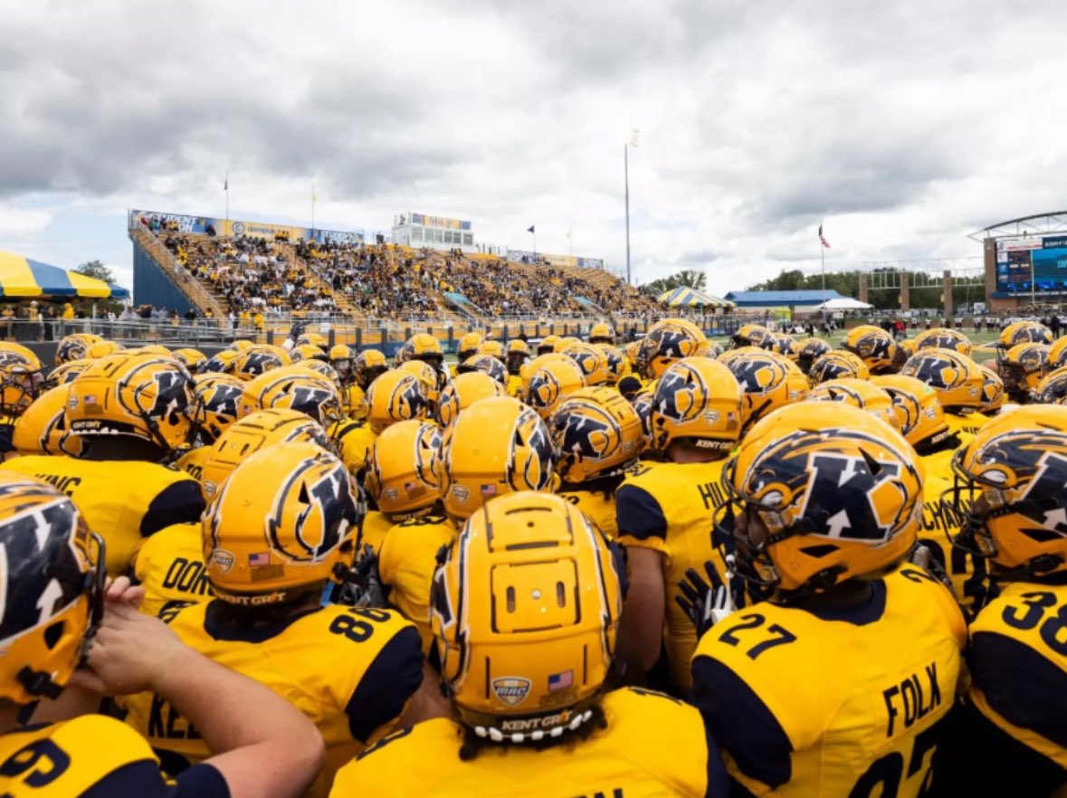Monsanna Torbert Jr (@ohthats_uno) on Twitter photo After a Great conversation with <a href="/CoachCJConrad/">CJ Conrad</a> I’m blessed to Receive my 8th offer from Kent State University #AGTG #ENG <a href="/KentStFootball/">Kent State Football</a> <a href="/TaftNationFB/">TaftHighSchoolFB</a> <a href="/CoachTy_1/">Tyler Williams</a> <a href="/Bryan_Ault/">Bryan Ault - Midwest Scout</a> <a href="/Perroni247/">Brian Perroni</a> <a href="/Rivals/">Rivals</a> <a href="/AllenTrieu/">Allen Trieu</a> After a Great conversation with <a href="/CoachCJConrad/">CJ Conrad</a> I’m blessed to Receive my 8th offer from Kent State University #AGTG #ENG <a href="/KentStFootball/">Kent State Football</a> <a href="/TaftNationFB/">TaftHighSchoolFB</a> <a href="/CoachTy_1/">Tyler Williams</a> <a href="/Bryan_Ault/">Bryan Ault - Midwest Scout</a> <a href="/Perroni247/">Brian Perroni</a> <a href="/Rivals/">Rivals</a> <a href="/AllenTrieu/">Allen Trieu</a>