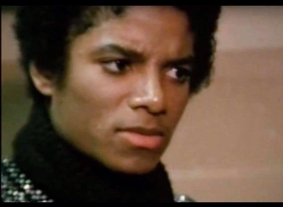 BVAX84's tweet image. OK! So imma need someone to explain the ending of @severancetvseries to me like a 5 year old cause……#whatthewhat #severance #innie #outtie