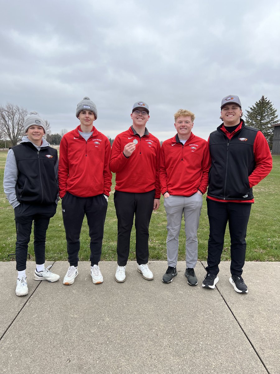 Very proud of these guys for their performance at our Conference mini-meet today! They got off to a rough start but battled hard and finished with a 323, which put us in 4th place.  Great work, fellas! 🦅⛳️🏌