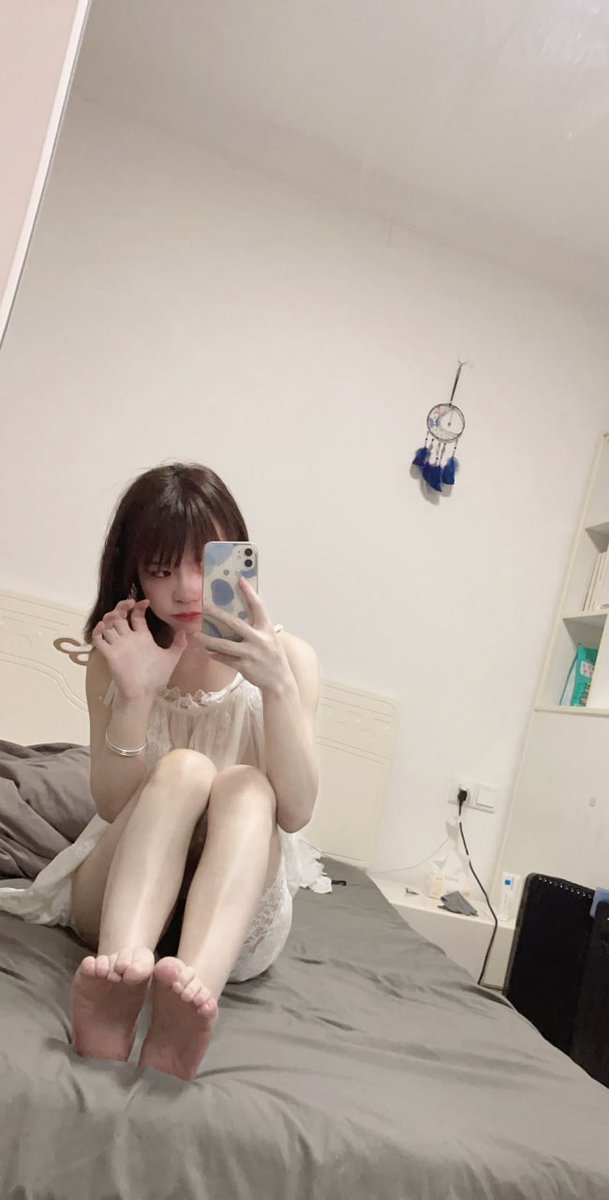萝莉的微笑，藏着秘密
#反差小母狗 #学生妹 https://t.co/83UjNs266Z