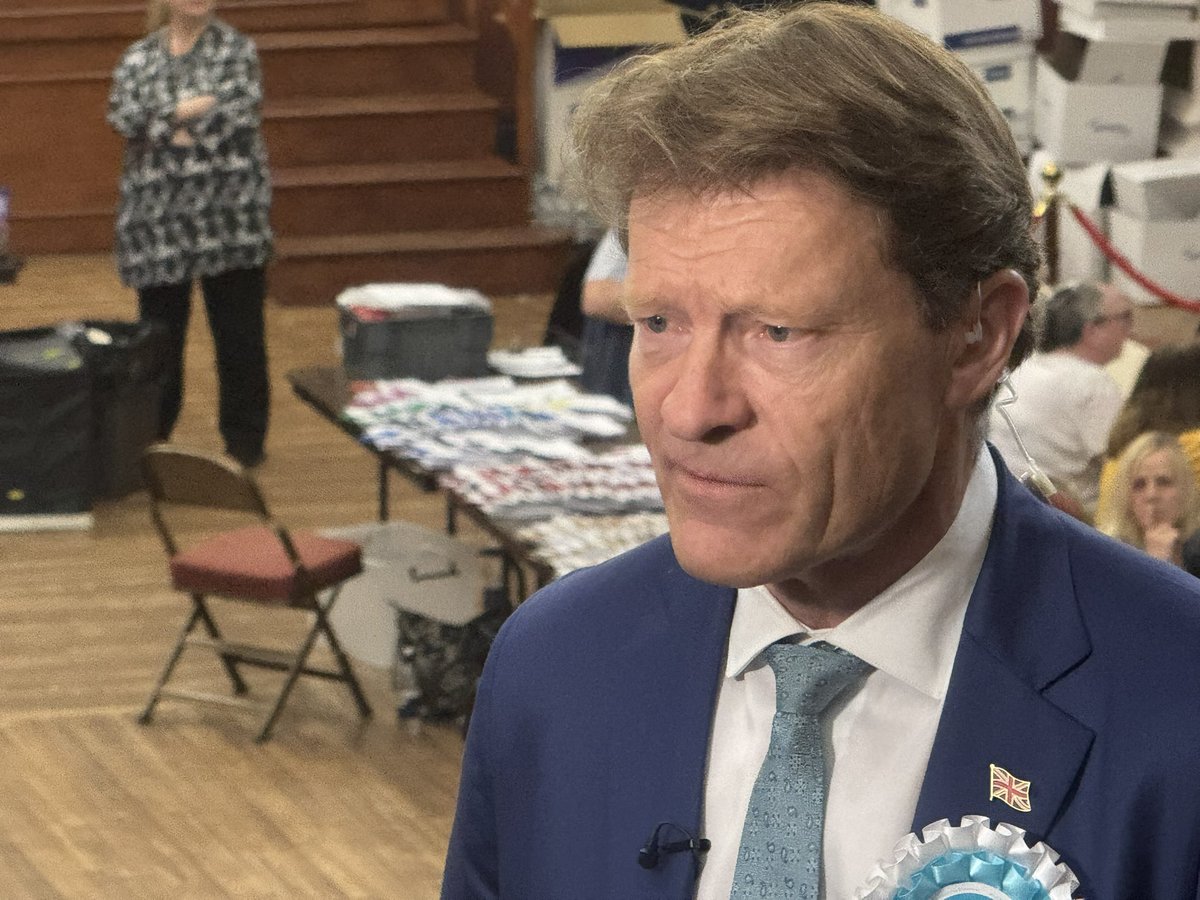 Adam Fowler (@adamfowleritv) on Twitter photo Richard Tice from is here in Grimsby and says he’s “calling it” for <a href="/andreajenkyns/">Dame Andrea Jenkyns DBE 🇬🇧</a> , by a considerable margin, for the new mayor of Greater Lincolnshire. Richard Tice from is here in Grimsby and says he’s “calling it” for <a href="/andreajenkyns/">Dame Andrea Jenkyns DBE 🇬🇧</a> , by a considerable margin, for the new mayor of Greater Lincolnshire.