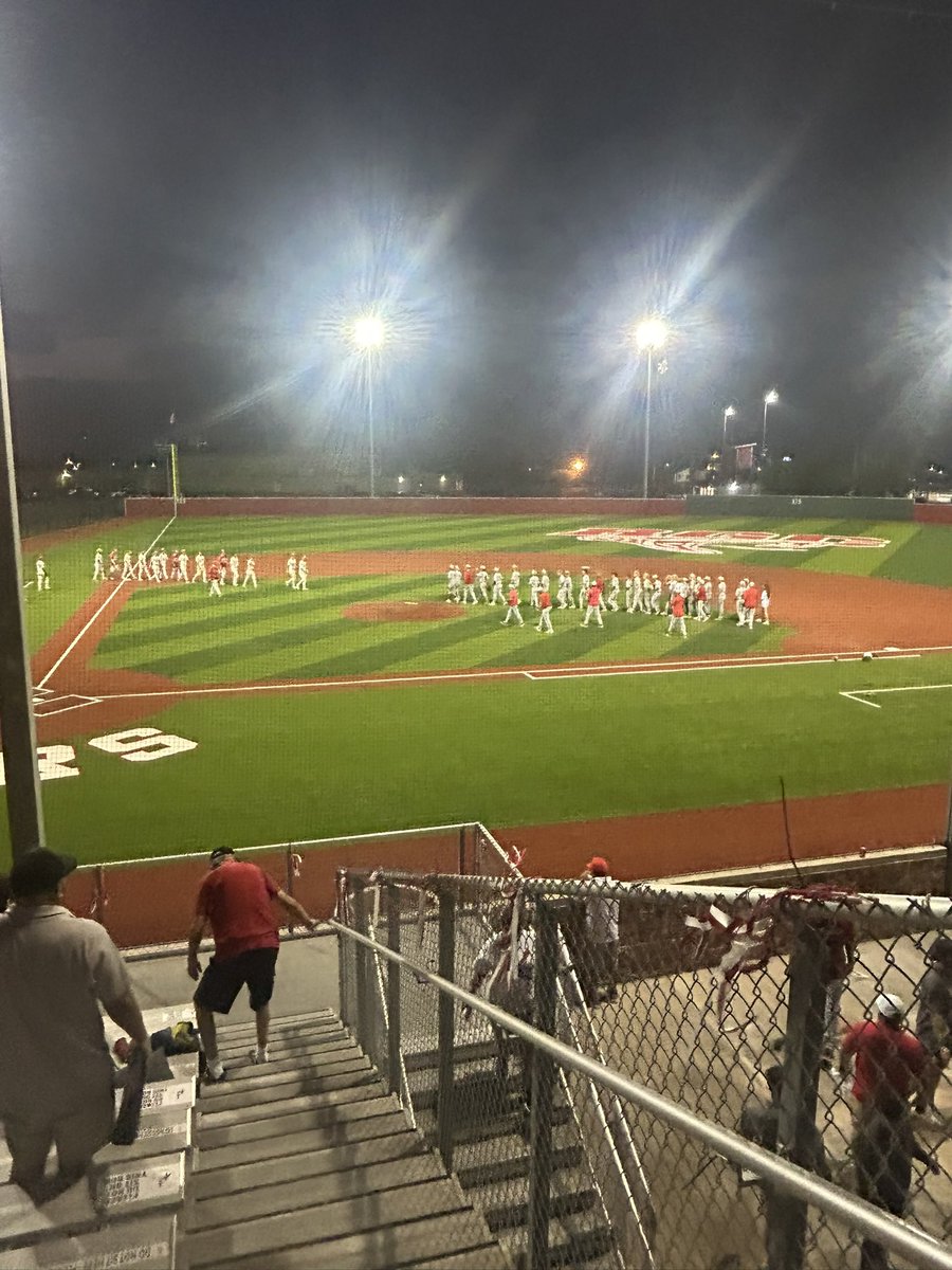 wbrayhs's tweet image. ⚾️RHS Baseball with the WIN!⚾️