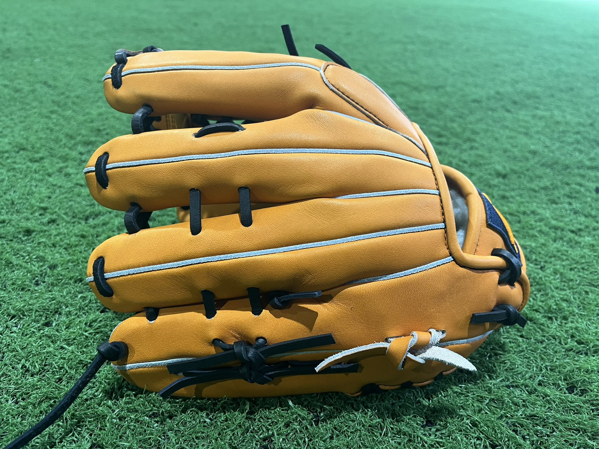 奈良アントラー 硬式用オーダーグローブ 外野手用 野球