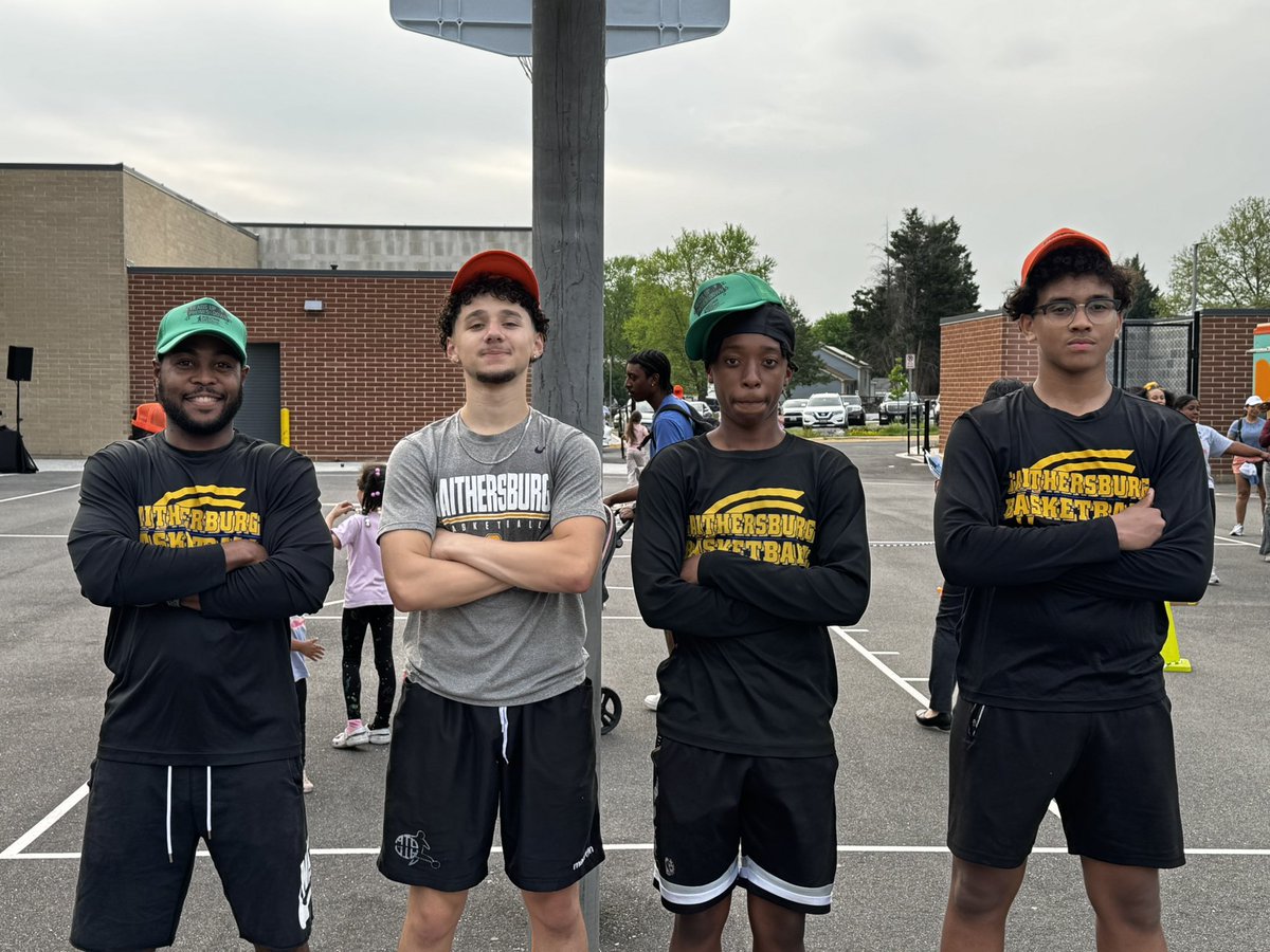 Tiger Prowl at Harriet Tubman Elementary School <a href="/GburgAthletics/">Gburg Athletics</a> <a href="/GburgBoosters/">GHS Boosters</a> <a href="/Principal_BLC/">Brittany Love-Campbell</a> <a href="/evandl3x/">evandlcx</a> #HeadsUpPhonesDown #Community