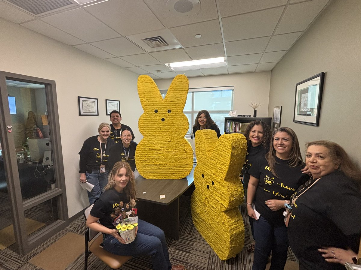 Sindy Garcia (@garcia_sindygar) on Twitter photo Happy Principals Day to our Fearless Leader from your peeps! We Love You Mrs. Stresow! <a href="/ThomasManorES/">Sandra Stresow</a> <a href="/_IreneAhumada/">Irene Ahumada</a> Happy Principals Day to our Fearless Leader from your peeps! We Love You Mrs. Stresow! <a href="/ThomasManorES/">Sandra Stresow</a> <a href="/_IreneAhumada/">Irene Ahumada</a>