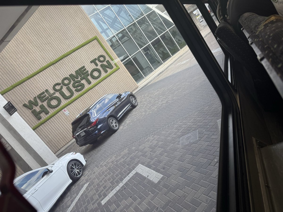 Houston wassup? Where the real niggas at?