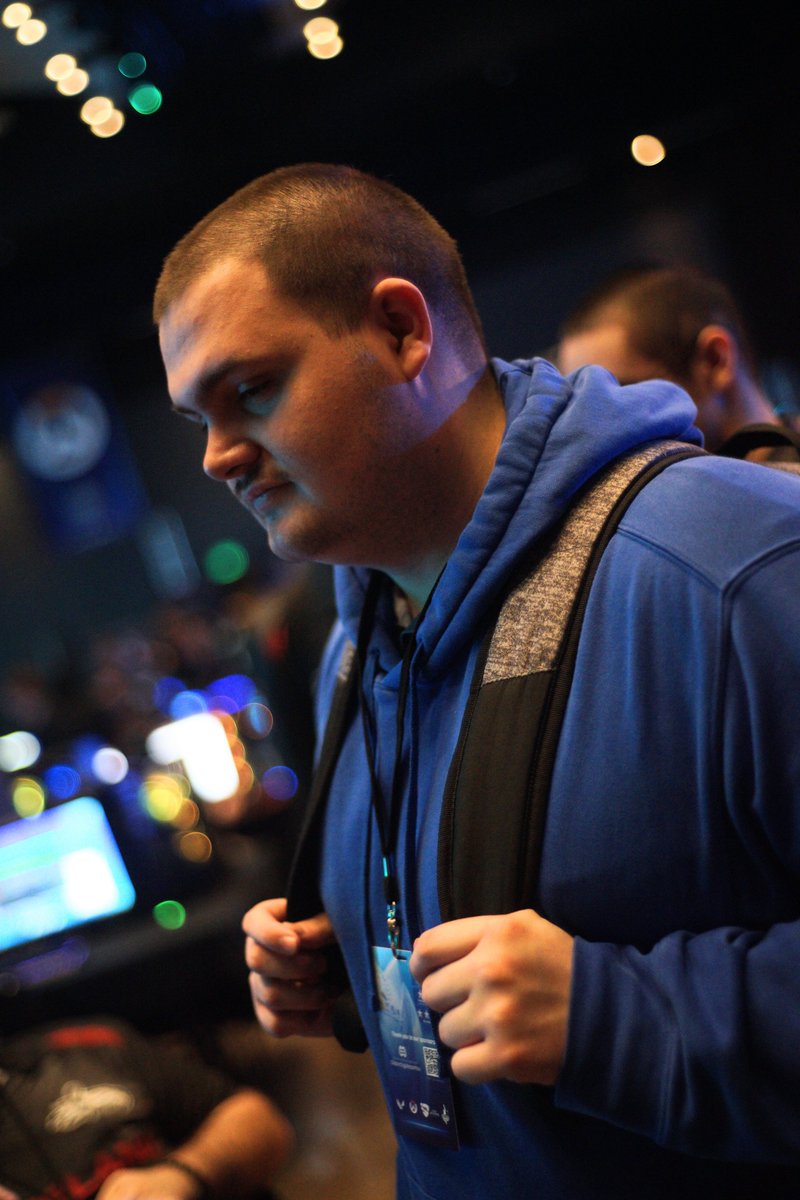 look at my players dawggggg 😭😭😭 were not winning shit