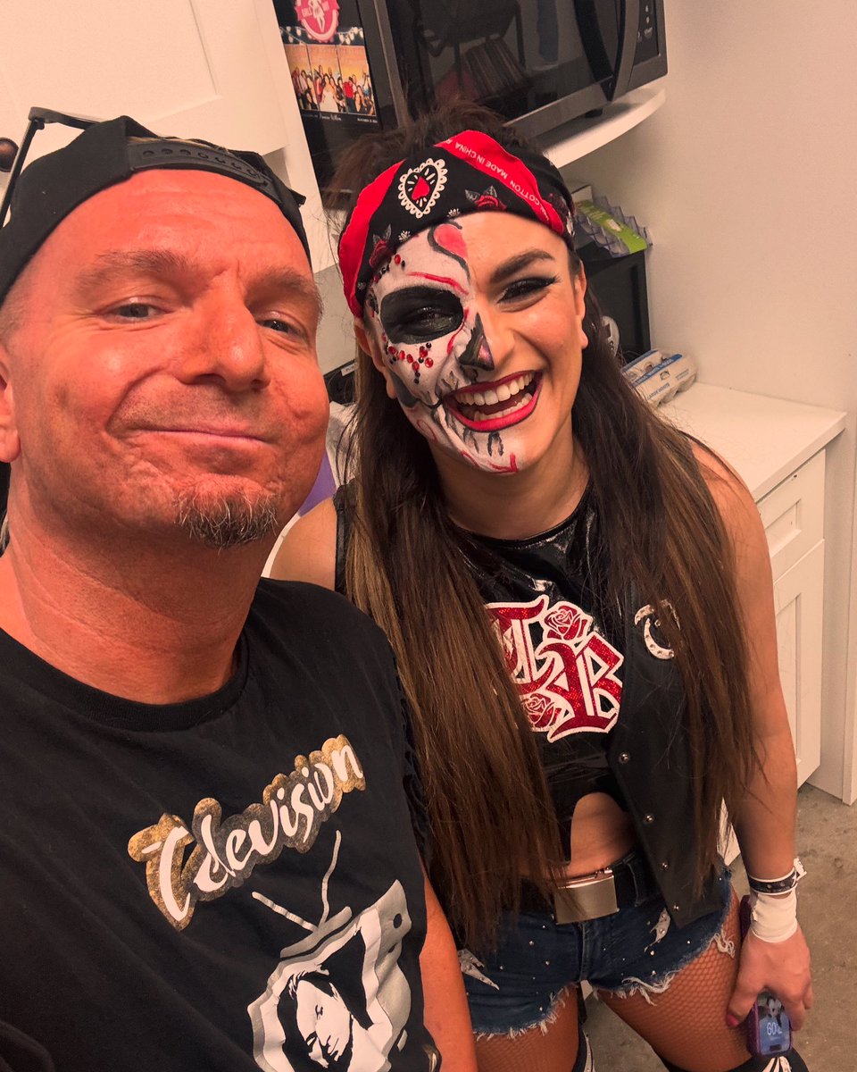 James Ellsworth (@realellsworth) on Twitter photo Had fun working with .<a href="/thunderrosa22/">Thunder Rosa</a> .
And .<a href="/GrimsToyShow/">GRIM: Leader of BELT FEDERATION</a> .
At #GTSWrestling in #NewJersey . Had fun working with .<a href="/thunderrosa22/">Thunder Rosa</a> .
And .<a href="/GrimsToyShow/">GRIM: Leader of BELT FEDERATION</a> .
At #GTSWrestling in #NewJersey .
