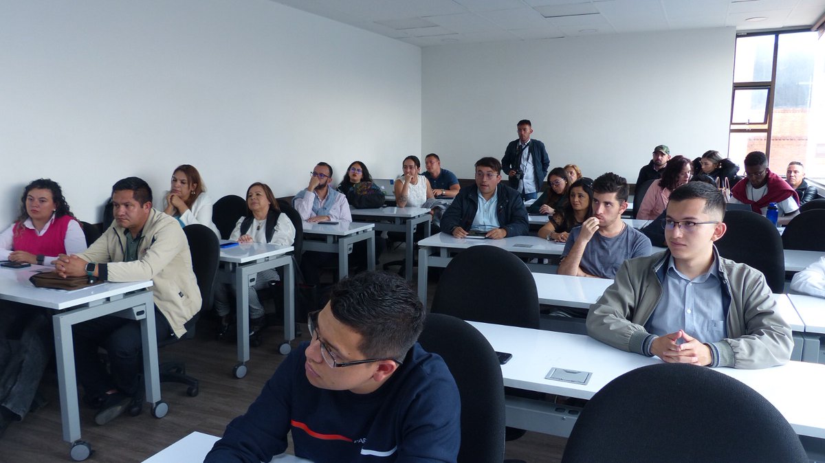 La Universidad Sergio Arboleda fue el escenario del conversatorio “Perspectivas y Estrategias de Seguridad Distrital y Regional”, una jornada inspiradora que reunió voces clave para reflexionar sobre los desafíos actuales en materia de seguridad ⬆️ visita institutoepoca.com