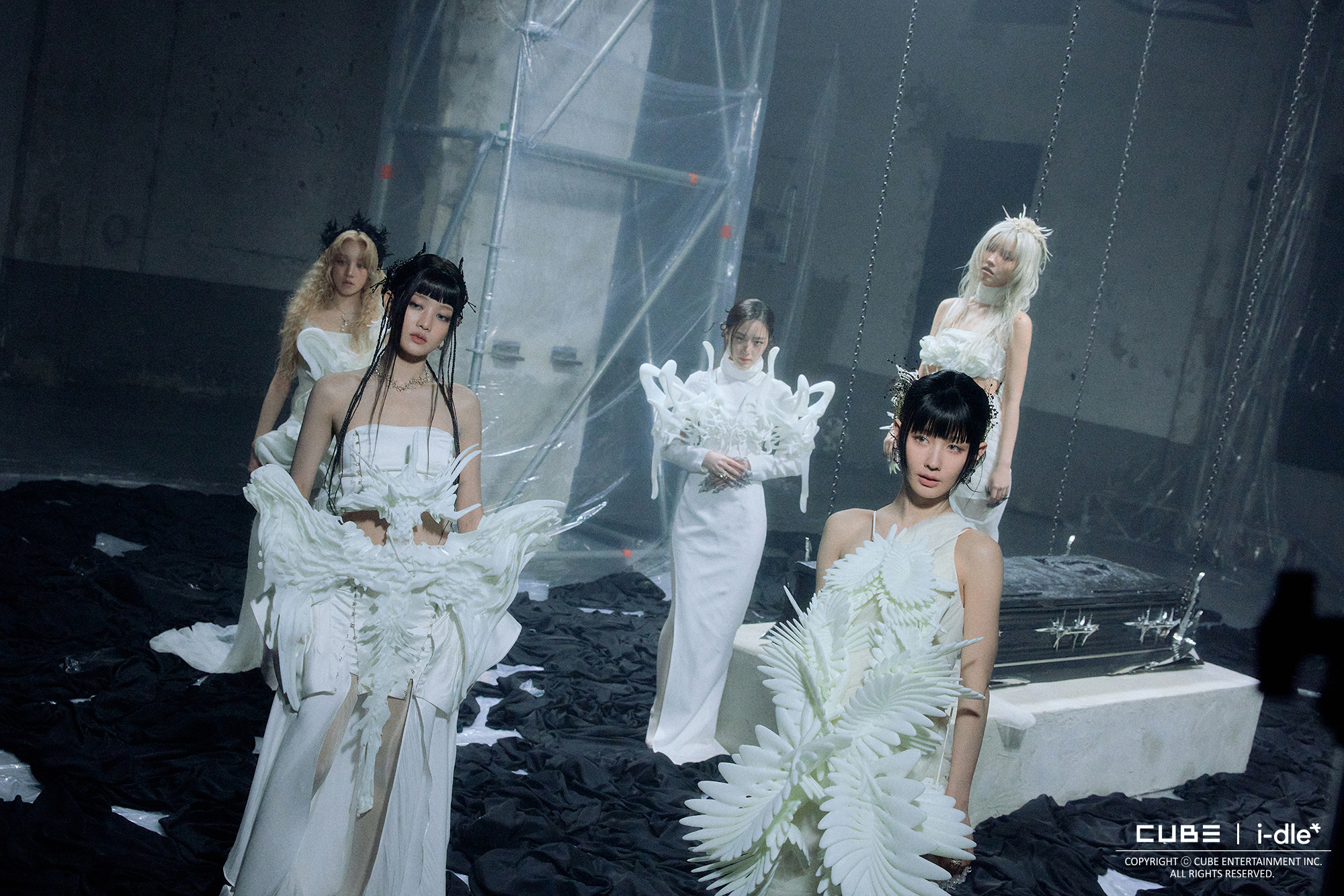 Gp6QrtJakAAO5Km?format=jpg&name=large