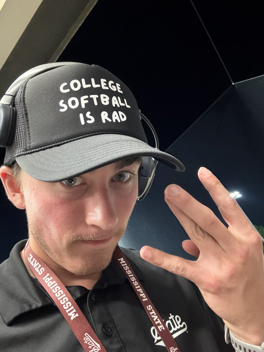 The Hat is 1-0 folks.

#HailState🐶