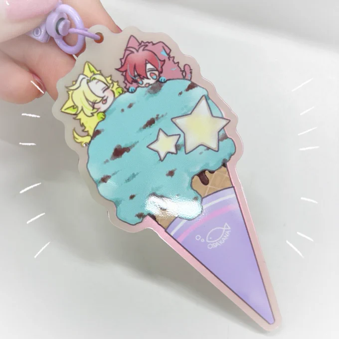 え!かわいい パールアクリルつやつやだ!ちょっとメタリックっぽい 