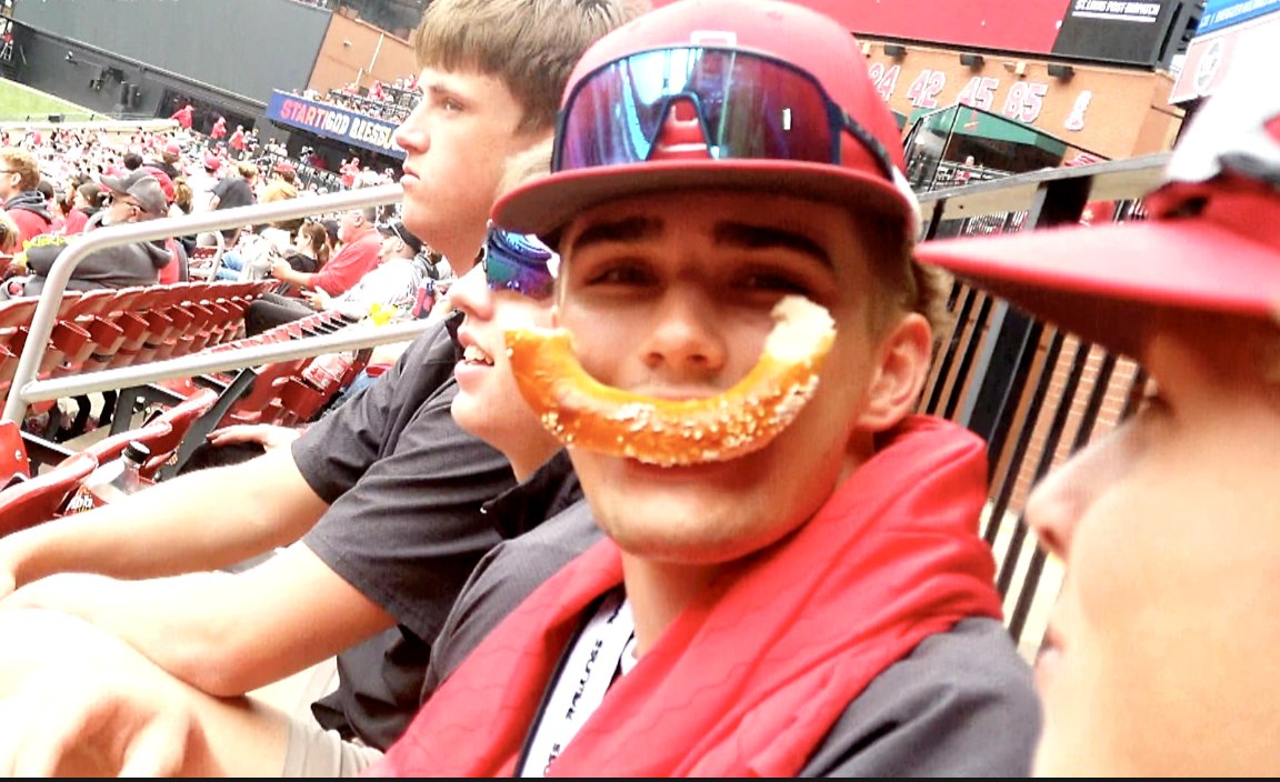 All-Access: Jacksonville Baseball Takes Us To Busch Stadium
<a href="/jville_baseball/">Jacksonville Crimsons Baseball</a> 
channel1450.com/2025/05/01/all…