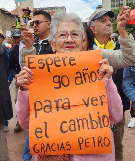 Ella merece ser viral, por favor RT ♥️