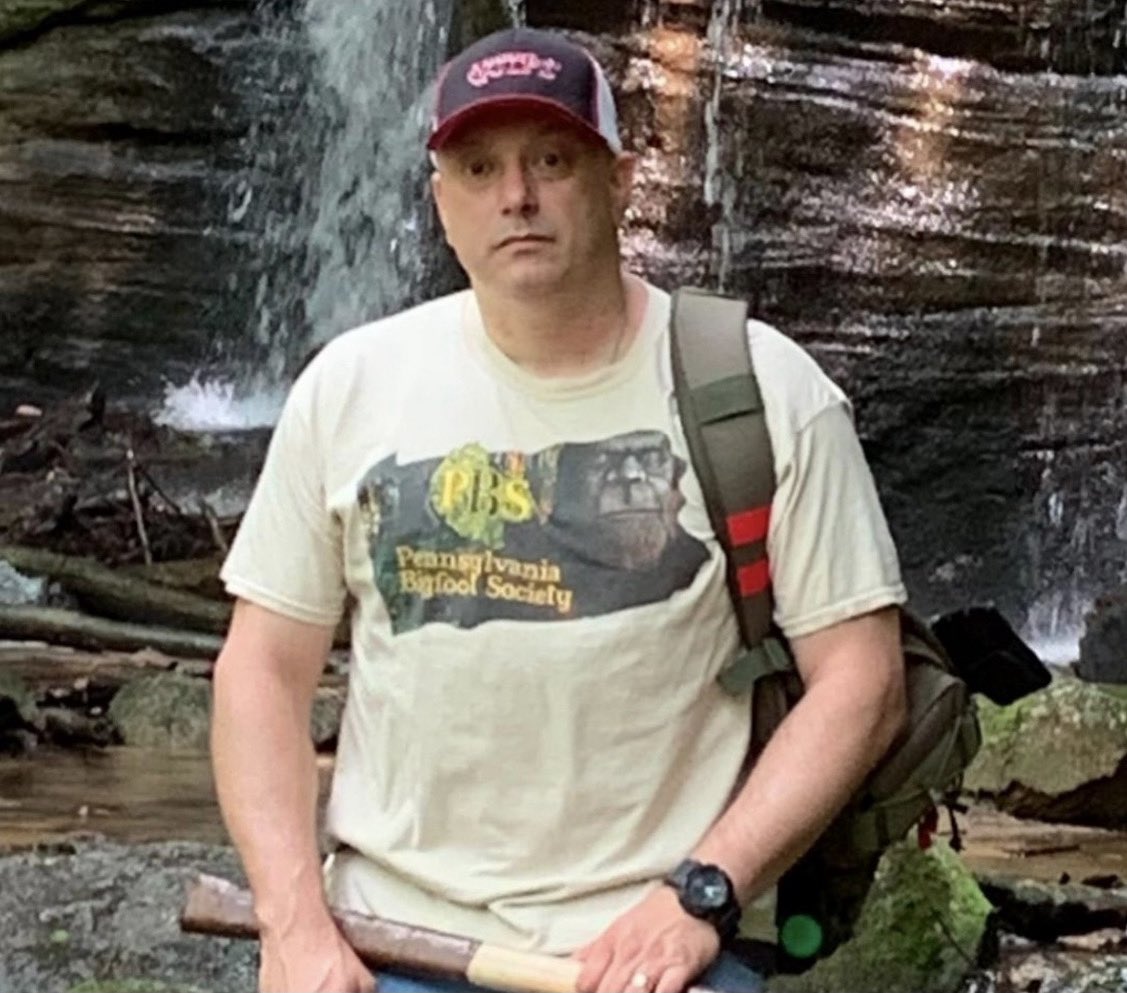 Darkness Radio presents Footsteps In The Dark, Blinded By The Light w/Paranormal &amp; Bigfoot Researcher, Tom Mihok

LISTEN/WATCH HERE—> wwe.darknessradioshow.com

#paranormal #supernatural #paranormalpodcasts  #darknessradio #timdennis #tommihok #ericaltman #pabigfootcampingadventure