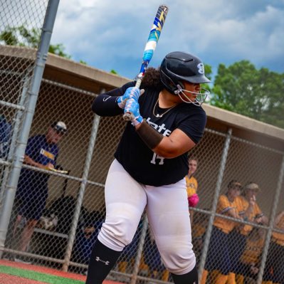 Athena “Boomer” Huguley tweet media