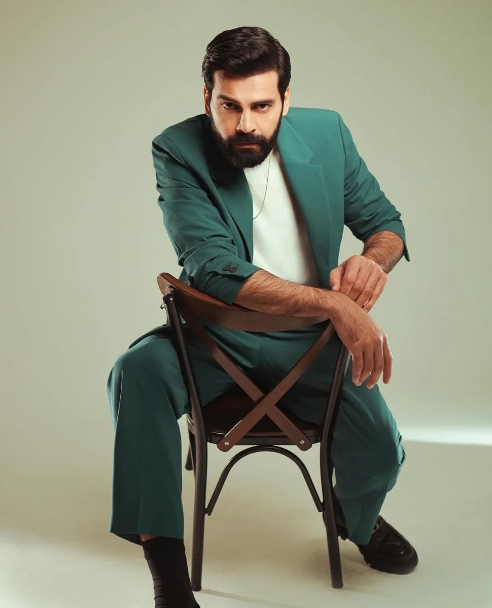 Derya15605765's tweet photo. @nergisalanmelek @ERKANMERICC Günaydın 
@ERKANMERICC 
#ErkanMeriç https://t.co/UUcTk4kJHQ