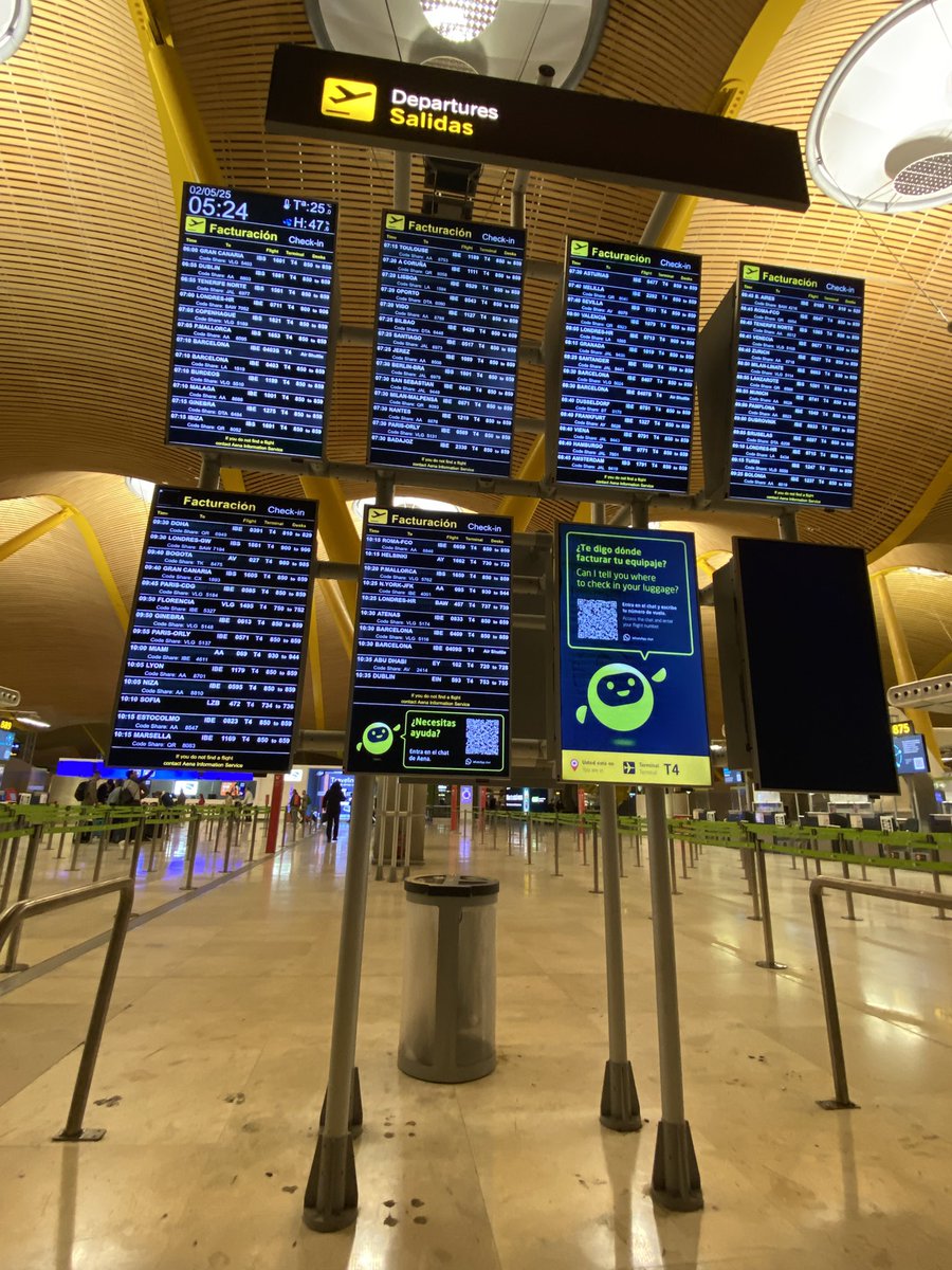 Toco madrugar camino del Segundo europeo sub 17 , destino Islas Feroe , escala en Copenhague, vamos 🇪🇸⚽️🇪🇸