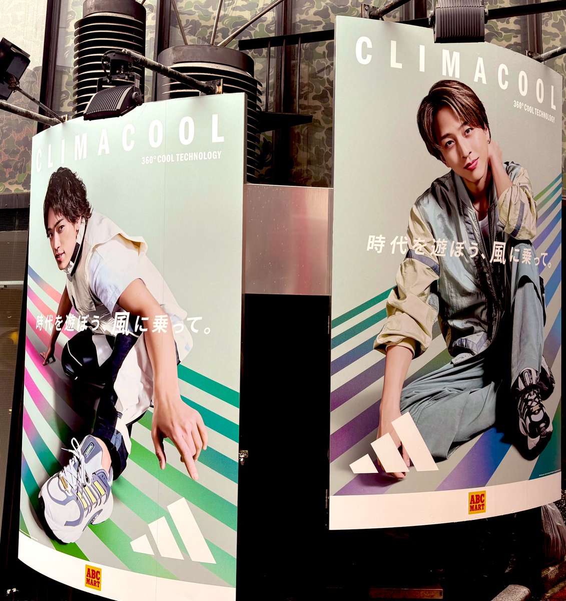 doccoi88's tweet image. ちょっと見た時泣きそうになっちゃった！寺原が背中合わせになってるのエモすぎる、篠塚は篠塚が好きそうなラーメン屋見つめる感じになっててよかった(¯❛︿❛)و🍜
#adidas #climacool  #abcmart
#timelesz