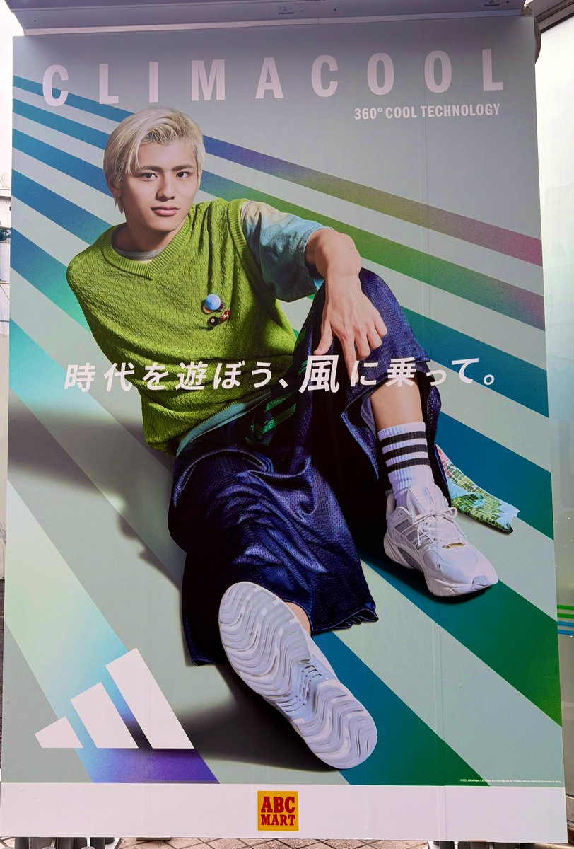 doccoi88's tweet image. ちょっと見た時泣きそうになっちゃった！寺原が背中合わせになってるのエモすぎる、篠塚は篠塚が好きそうなラーメン屋見つめる感じになっててよかった(¯❛︿❛)و🍜
#adidas #climacool  #abcmart
#timelesz