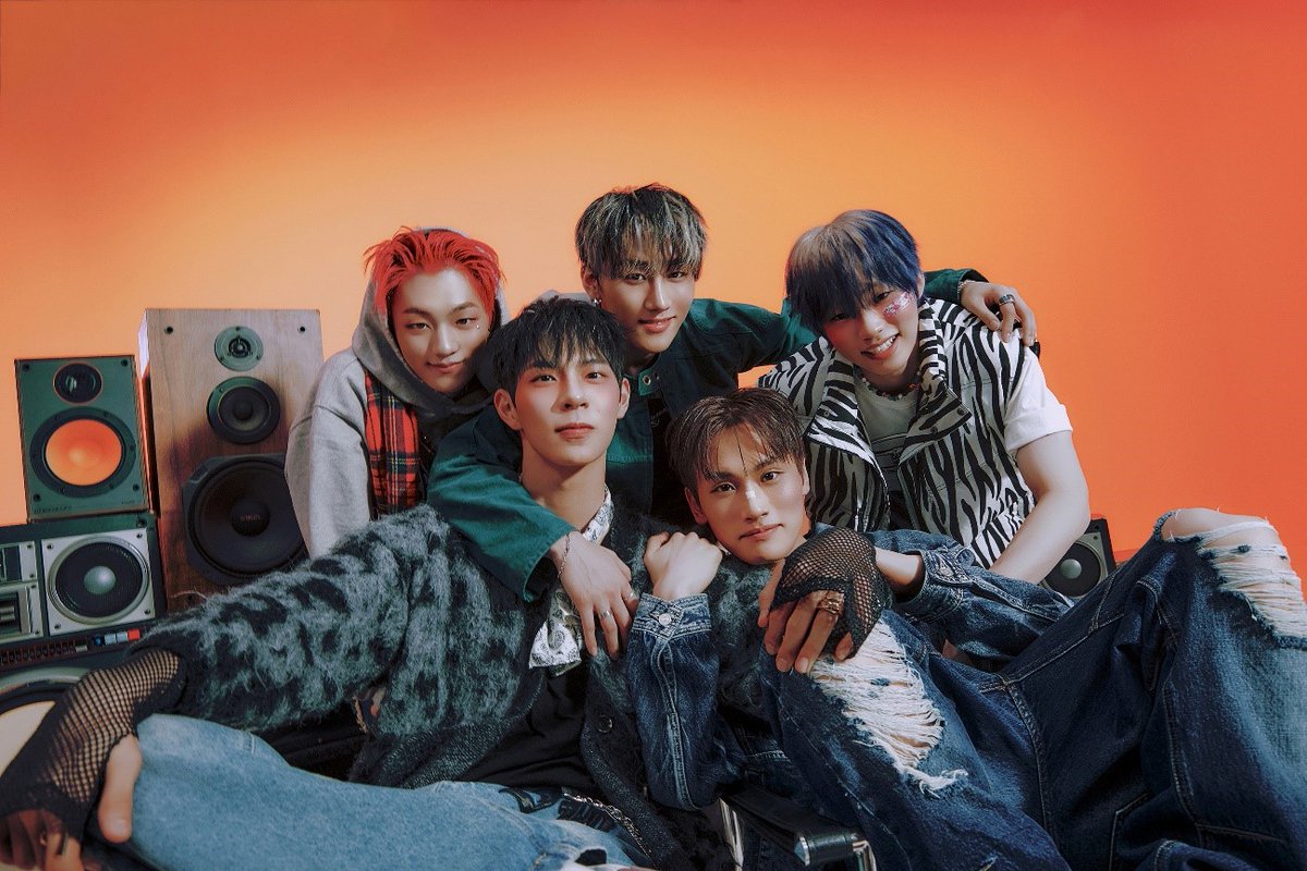 タワーレコード渋谷店 (@tower_shibuya) on Twitter photo 【#タワ渋kpop】
//
#TIOT 3rd Mini Album『FLEX LINE』
発売記念リリースイベント 開催!
イベント詳細が決定📢⭐️
\\
🗓️5月24日(土)
towershibuya.jp/2025/5/2/213223
🗓️6月6日(金)
towershibuya.jp/2025/5/2/213224
📍渋谷店B1F CUTUP STUDIO
対象商品は
5月11日(日)開店時より販売開始!
<a href="/TIOT_NOW_JPN/">TIOT JAPAN OFFICIAL</a> 【#タワ渋kpop】
//
#TIOT 3rd Mini Album『FLEX LINE』
発売記念リリースイベント 開催!
イベント詳細が決定📢⭐️
\\
🗓️5月24日(土)
towershibuya.jp/2025/5/2/213223
🗓️6月6日(金)
towershibuya.jp/2025/5/2/213224
📍渋谷店B1F CUTUP STUDIO
対象商品は
5月11日(日)開店時より販売開始!
<a href="/TIOT_NOW_JPN/">TIOT JAPAN OFFICIAL</a>