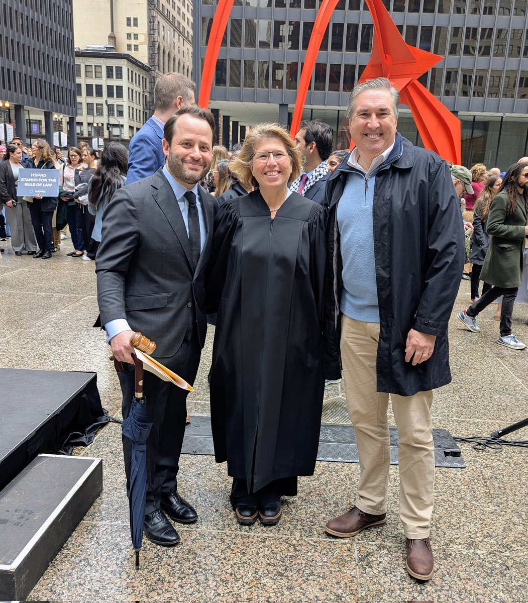 mike_cabonargi's tweet image. Proud to stand for the Rule of Law and reaffirm the oath I took as a lawyer on Law Day today at Federal Plaza.
