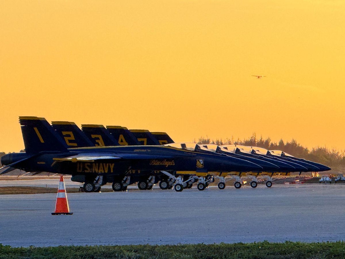 Se viene el festival aéreo en Fort Lauderlade, las estrellas estan llegando.