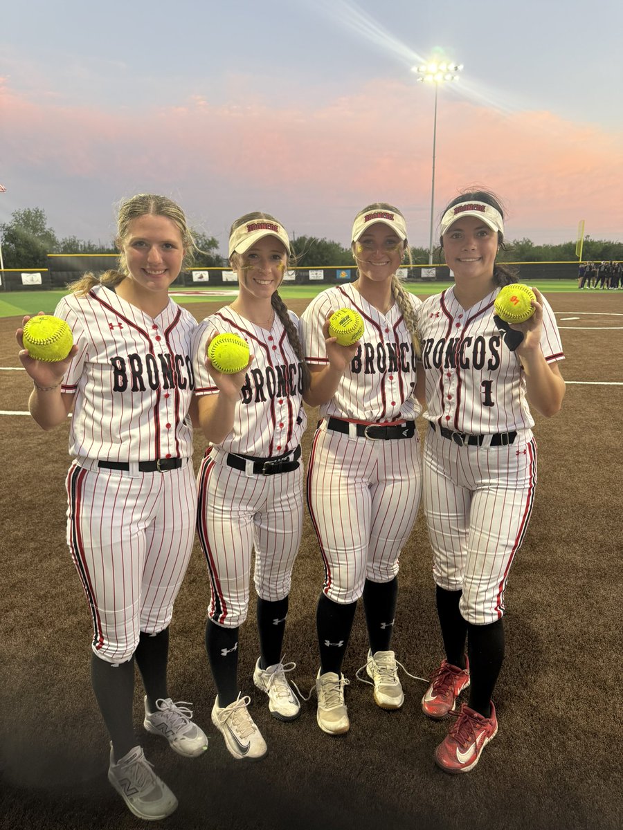 Hope Gaudio #47 “Lillie” (@gaudiohope) on Twitter photo Our bats were 🔥 tonight! #findaway <a href="/RyStinson88/">Ryleigh Stinson</a> <a href="/NatalieMoreaux/">Natalie Moreaux</a> <a href="/LHSBroncoSB/">Mansfield Legacy Softball</a> Our bats were 🔥 tonight! #findaway <a href="/RyStinson88/">Ryleigh Stinson</a> <a href="/NatalieMoreaux/">Natalie Moreaux</a> <a href="/LHSBroncoSB/">Mansfield Legacy Softball</a>