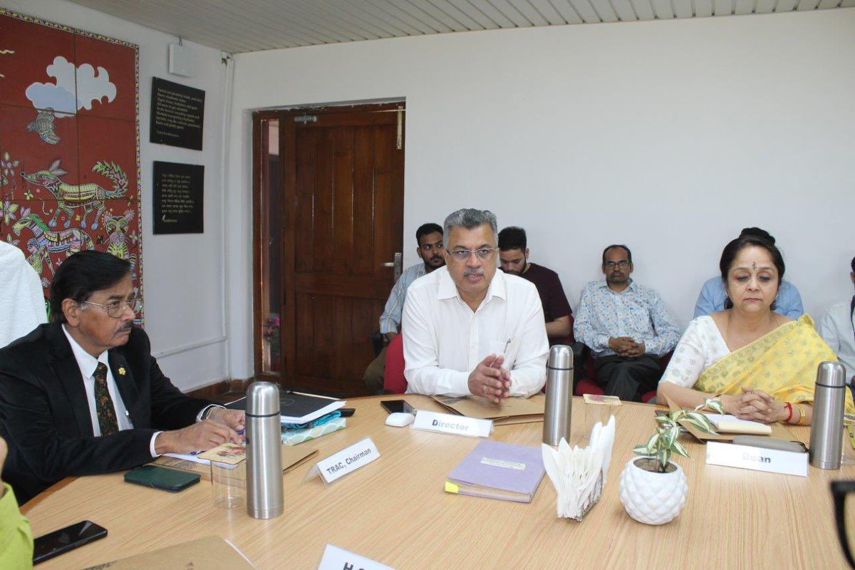 Wildlife Institute of India (@wii_india) on Twitter photo Great beginnings often lead to excellent outcomes.
On April 4, 2025, Sh Rajesh Gopal, Chairman, Training, Research, and Academic Council of <a href="/wii_india/">Wildlife Institute of India</a>, launched the Institute's protected area-centric virtual herbarium herbarium.wii.gov.in. Recognising importance of this Great beginnings often lead to excellent outcomes.
On April 4, 2025, Sh Rajesh Gopal, Chairman, Training, Research, and Academic Council of <a href="/wii_india/">Wildlife Institute of India</a>, launched the Institute's protected area-centric virtual herbarium herbarium.wii.gov.in. Recognising importance of this