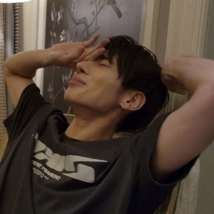 NO MAMEN LOS VOCALES DE YEONJUN Y TAEHYUN, LA MELODÍA FRESCA Y MUY AMENA A VERANO, SOOBIN RAPEANDO, LOS OUTFITS, LA COREOGRAFÍA LOS PAISAJES CARAJO MALDITA SEA TXT TE AMO