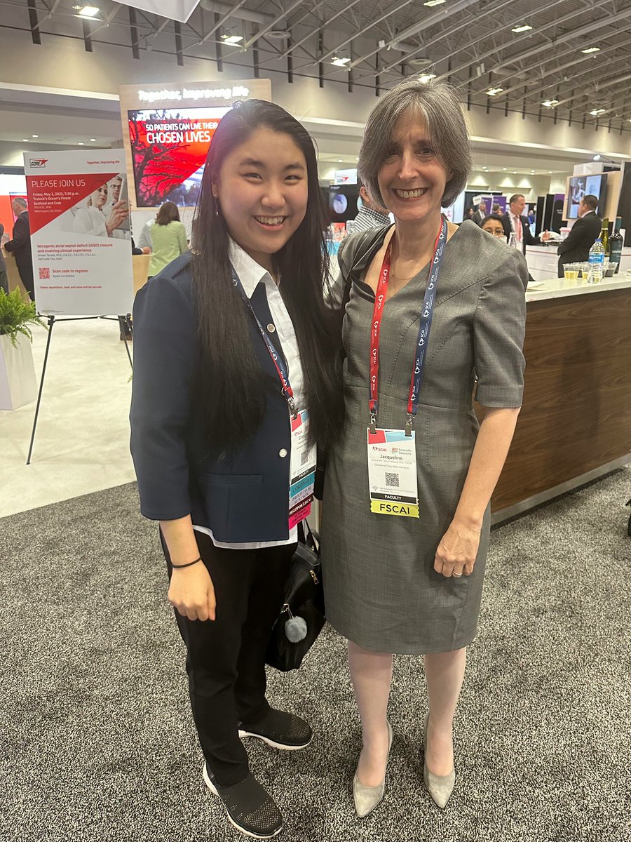 zheng_md's tweet image. One of the best parts of #SCAI25 is seeing people I truly admire—and love hanging out with. I’ll come back each year not just to learn, but to see them again.
Grateful for the brilliance, warmth &amp; laughs!
@SCAI @HollandTamis @anna_bortnick @krosenfieldMD @Antocol17 #Gratitude ❤️🔥