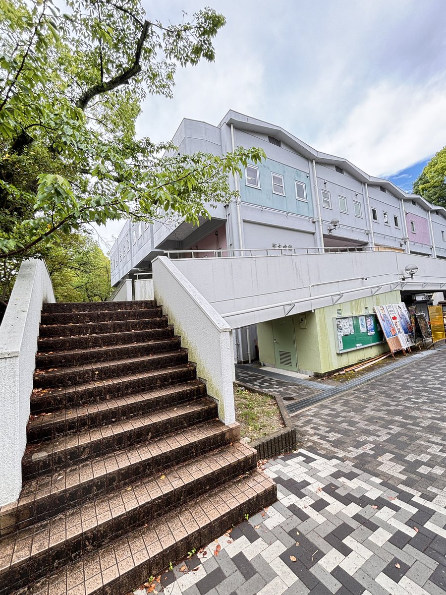 handai_tanka's tweet image. 公開歌会始まりますよ！
ブースの場所です✨