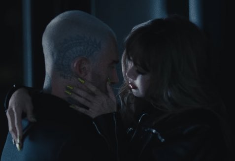 MV มาแนว Mr.&amp;Mrs. Smith จริงด้วย
ตีกันนัว พี่อดัมลากลูกสาวชั้นไม่เกรงใจความสวยเลย ชีเสิร์ฟแอคชั่นให้แม่ๆสมใจ

PRICELESS OUT NOW
#MAROON5xLISA_PRICELESS
#LISAxPRICELESS