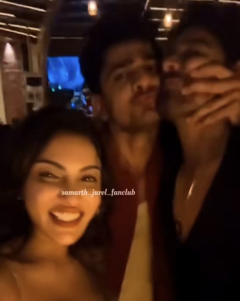 DUM ∆LOO tweet media