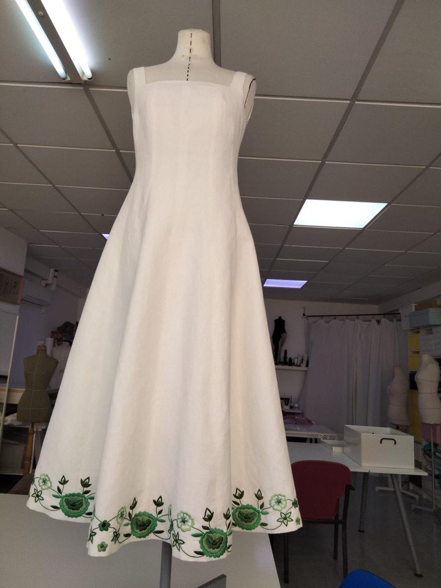 ALMA RURAL. CUANDO LA MODA, LO MODERNO Y LA TENDENCIA SURGEN DESDE EL MUNDO RURAL PARA EL URBANO. Eso es ALMA RURAL: CUANDO EL NUEVO RELATO DE LO RURAL SE MATERIALIZA PARA
CREAR UNA NUEVA MARCA. Adelante!!!

juancarloscasco.emprendedorex.com/alma-rural-cua…