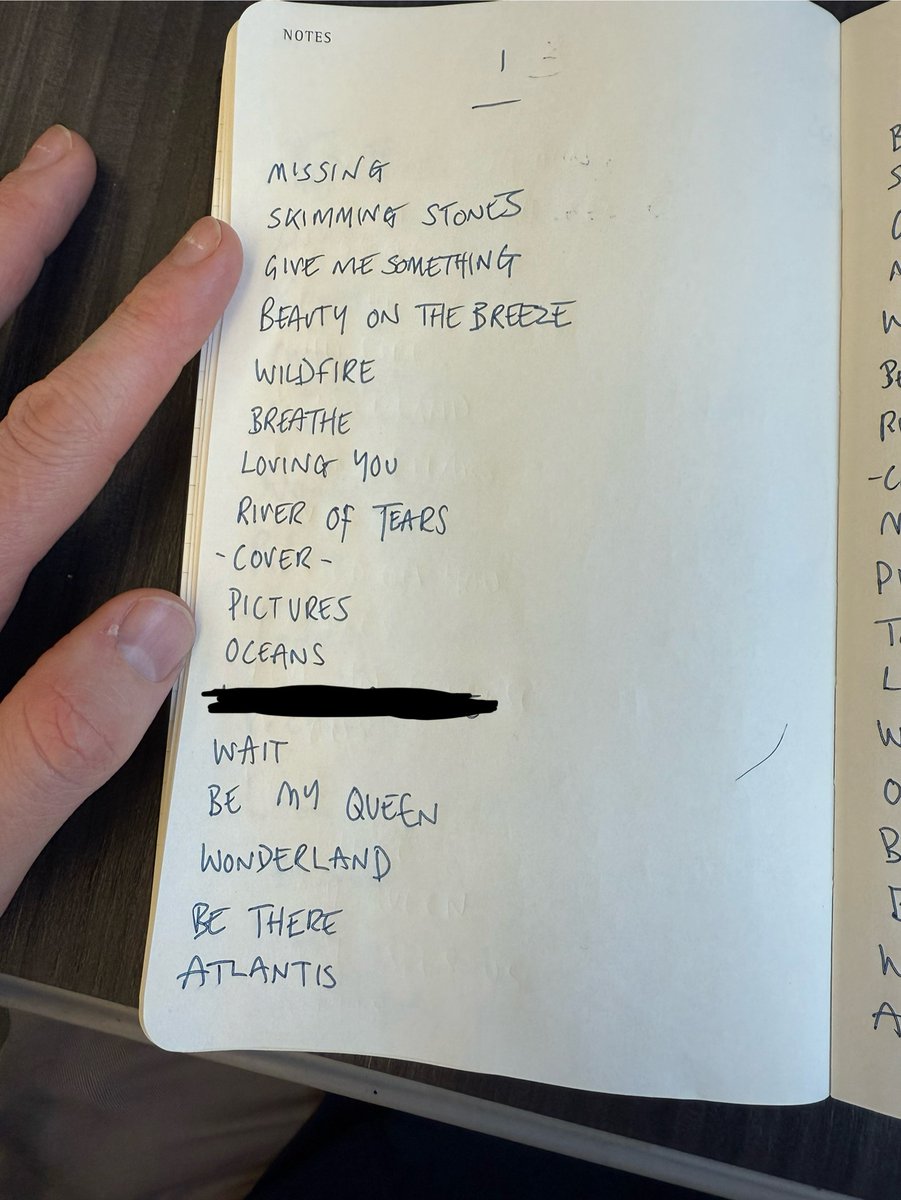 SeafretOfficial's tweet image. We're getting ready for our intimate shows around the UK! It's going to be the first time in these cities in a long time for us and we can’t wait! We're working on setlists... Which is your favourite?
Sf xx