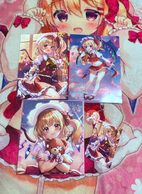 例大祭22で出すフランちゃんセットの写真ですー!トートバッグの写真は印刷所さんからいただきました!当日は宜しくお願いします₍ᐢ⑅•ᴗ•⑅ᐢ₎♡
#東方 #東方Project #例大祭22 #例大祭 