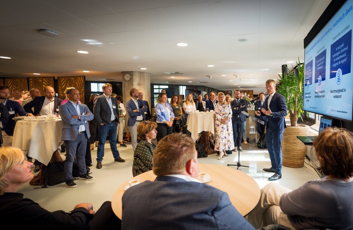 Algemene Rekenkamer (@rekenkamer) on Twitter photo 💶 Ben jij ondernemer? En wil jij meer weten welke resultaten de Rijksoverheid wel of niet heeft geboekt met belastinggeld? Kom dan naar de Verantwoordingsdag-bijeenkomst georganiseerd door <a href="/MKBNL/">MKB-Nederland</a> .
🔗Meld je hier aan: mkb.nl/evenementen/ve… 💶 Ben jij ondernemer? En wil jij meer weten welke resultaten de Rijksoverheid wel of niet heeft geboekt met belastinggeld? Kom dan naar de Verantwoordingsdag-bijeenkomst georganiseerd door <a href="/MKBNL/">MKB-Nederland</a> .
🔗Meld je hier aan: mkb.nl/evenementen/ve…
