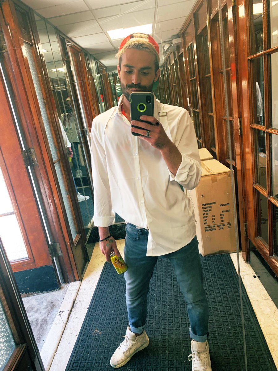 LeeLegendBtm's tweet photo. Fuckin with a *****  from CHI Town https://t.co/ESKCM2GDMu