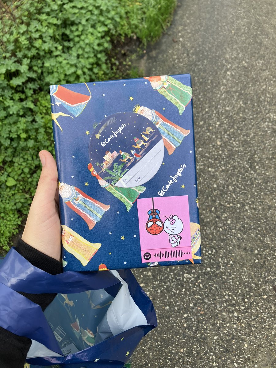 Uri❤︎✧ tweet media