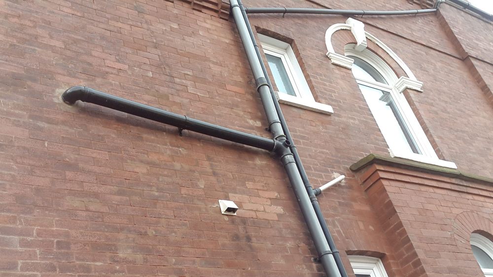 Learn all about how to install a new soil and vent pipe: buff.ly/yc3xk4Q #diy #DIYDoctor #homeimprovement #home #construction #remodel #building #homeinspo #homesweethome #renovation #homerenovation #projects #project #ideas #realestate #exteriordesign