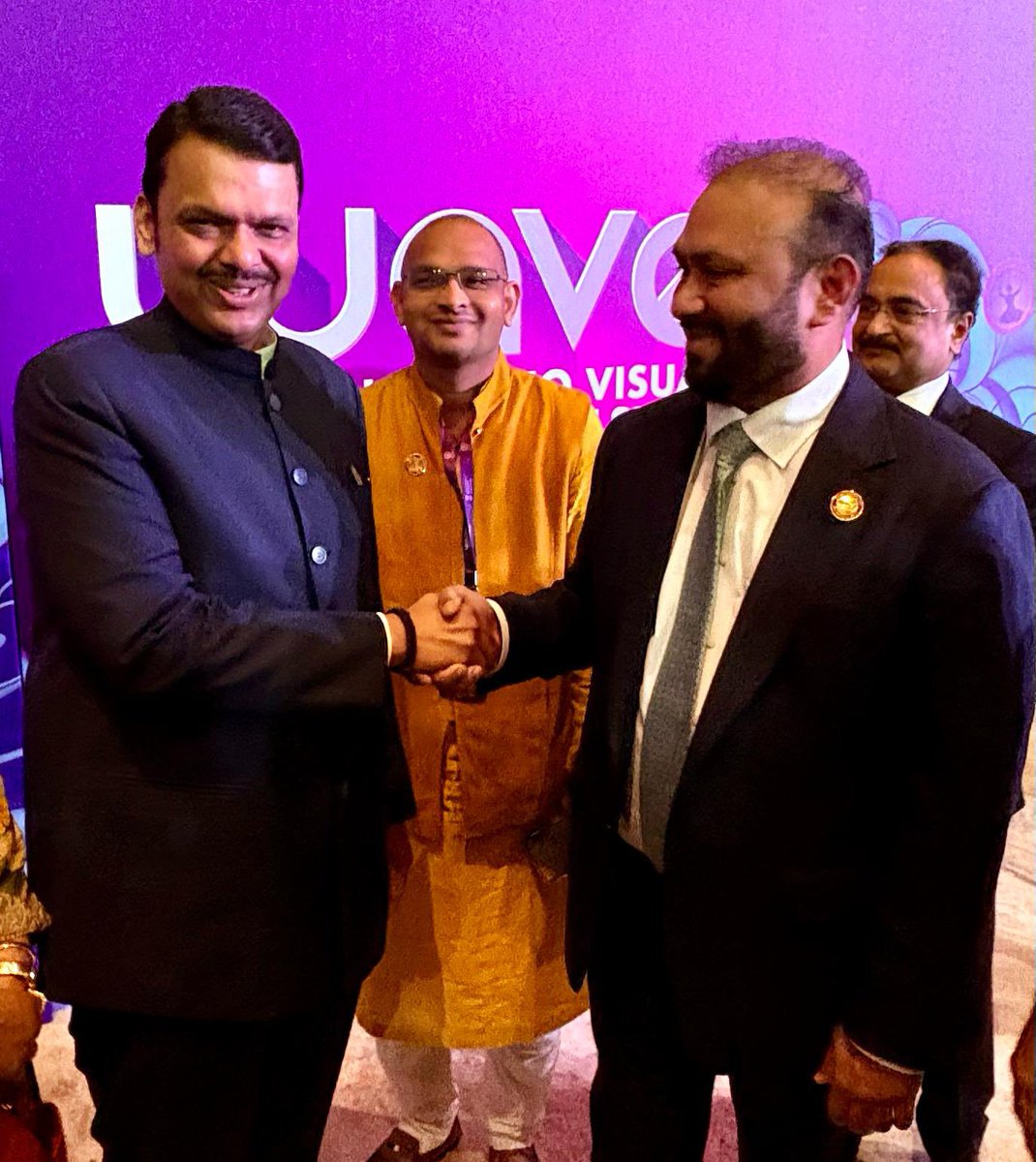 Lyca Productions (@lycaproductions) on Twitter photo Proud to announce Lyca Productions partners with Mahaveer Jain Films to produce 9 feature films for global audiences, inspired by Hon. PM <a href="/narendramodi/">Narendra Modi</a>'s vision at #WAVES2025!
This visionary collaboration has been inspired by Hon. Prime Minister Narendra Modi's WAVES (World of Proud to announce Lyca Productions partners with Mahaveer Jain Films to produce 9 feature films for global audiences, inspired by Hon. PM <a href="/narendramodi/">Narendra Modi</a>'s vision at #WAVES2025!
This visionary collaboration has been inspired by Hon. Prime Minister Narendra Modi's WAVES (World of