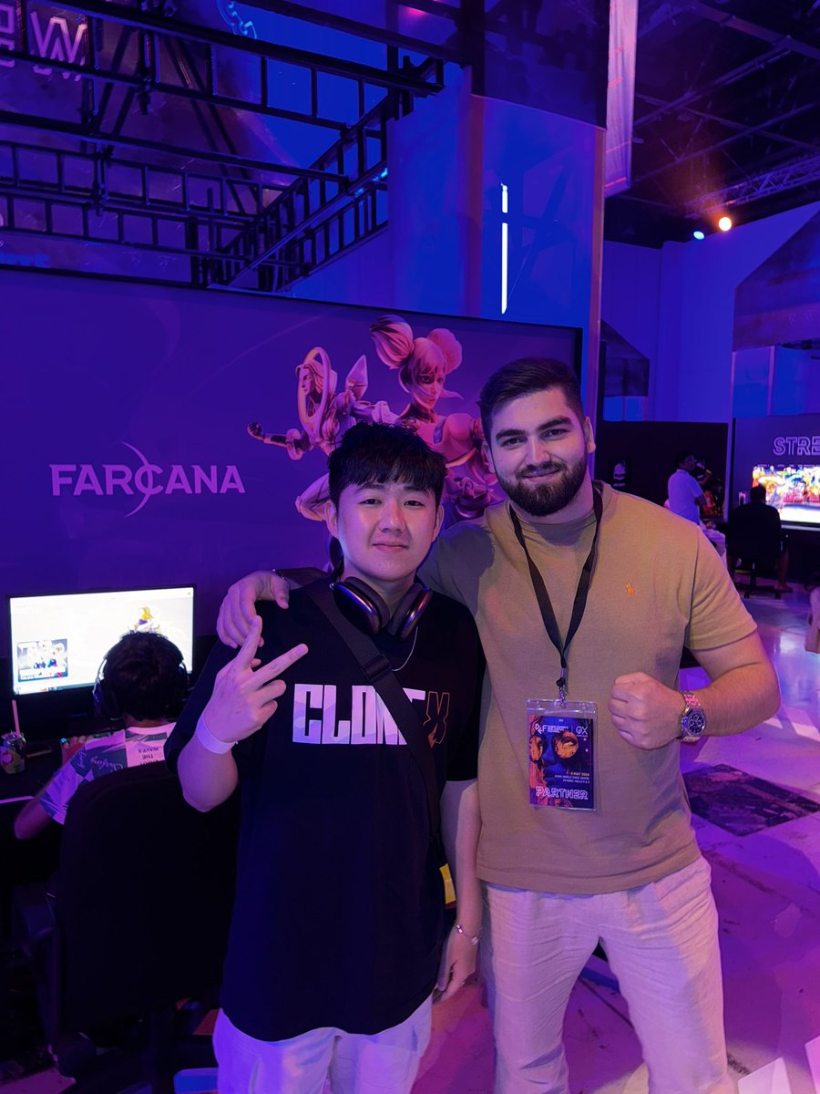 with my brother YP trough the years
we’re on this journey since early 2022 <a href="/yellowpantherx/">yellowpanther 💎</a> 

gaming is one of the hardest verticals in crypto, but we ain’t stepping back! 

4,4 event was banger: no music, aesthetic venue and good vibes - cheers to squad behind <a href="/SanjayWeb3/">Sanjay</a>
