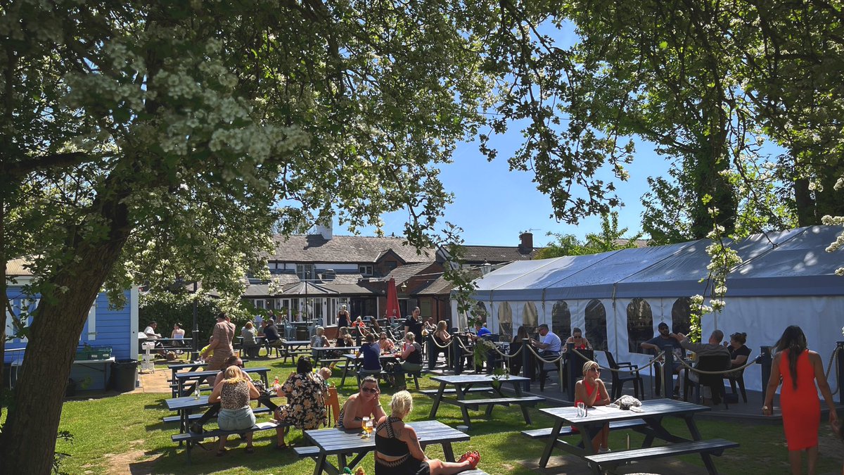 Sunny beer garden days are hard to beat. What you drinking?