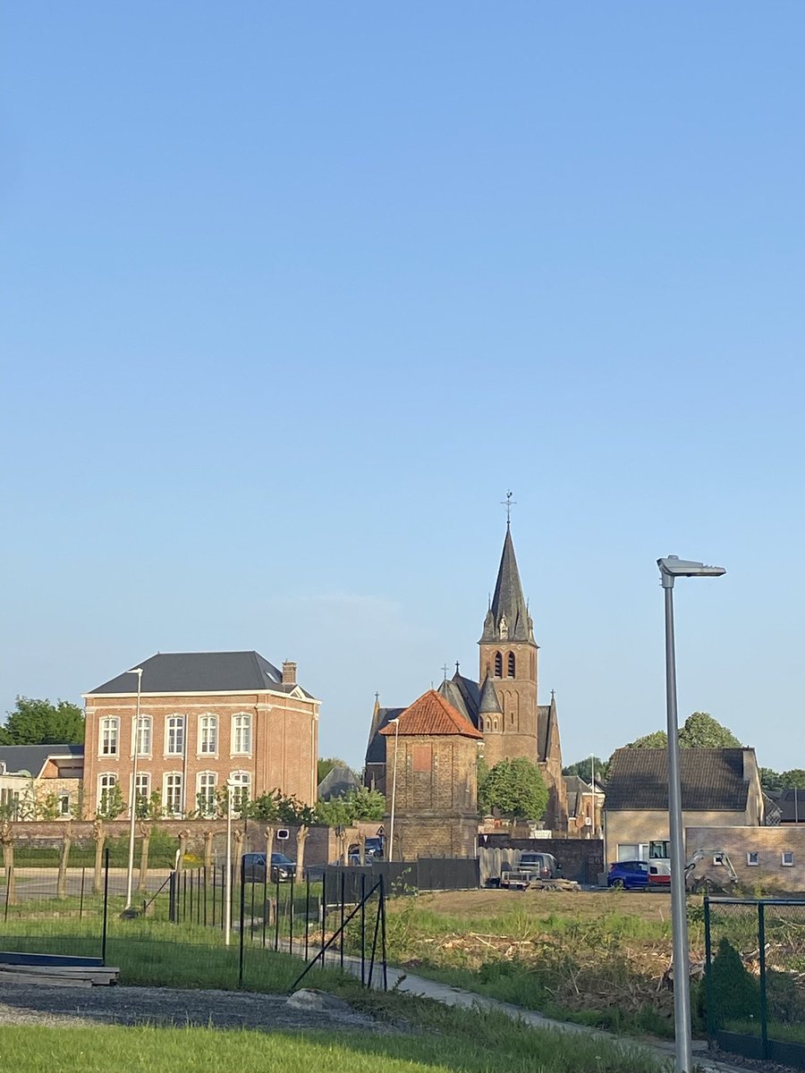 G27Marco's tweet image. Autre chemin de balade ce matin! #heers #flandres #belgique