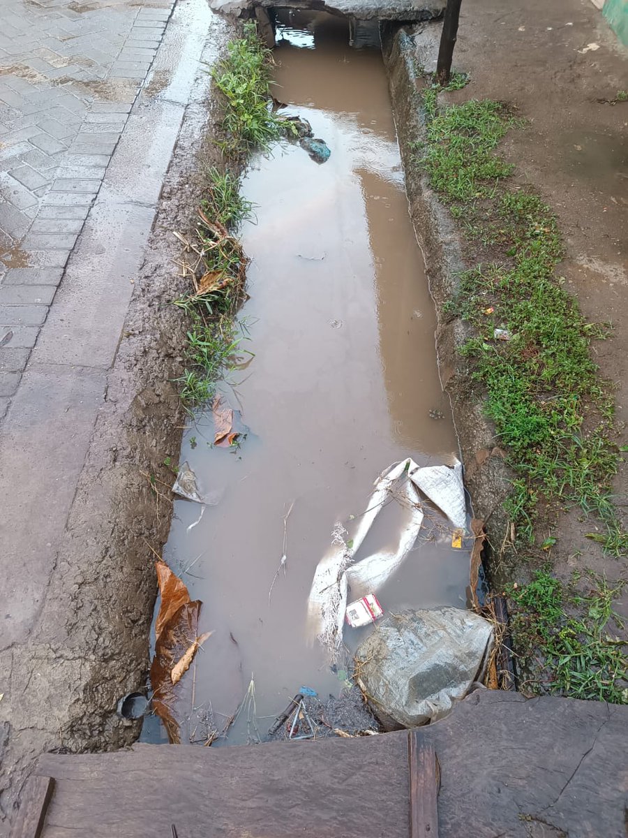 Early morning rain in Malindi just exposed a problem that has been  there for the longest time... Poor drainage. The storm water gutters are poorly built when you add poor solid waste management we have a cocktail of problems in our hands. #Traore, #Matiangi, #GGMU
